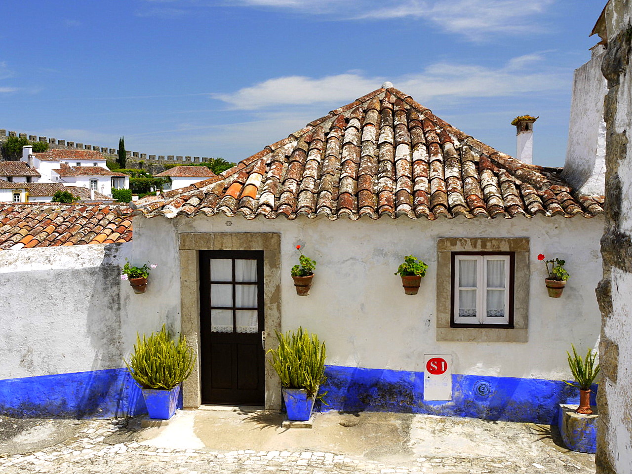 views of The Obidos town